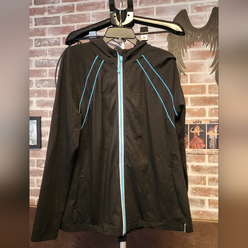 Livi Active Black Hoodie